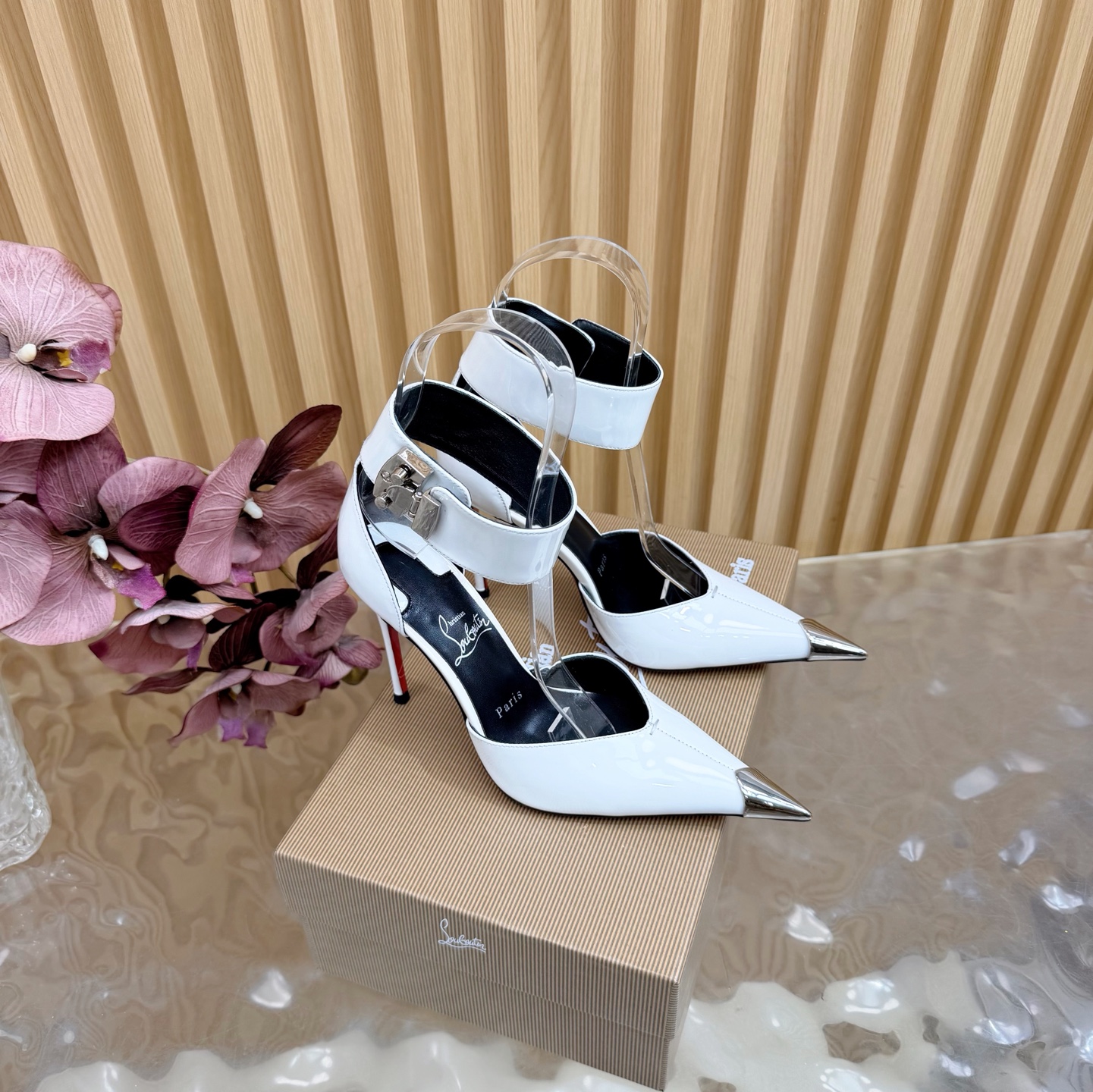 Women's high heels